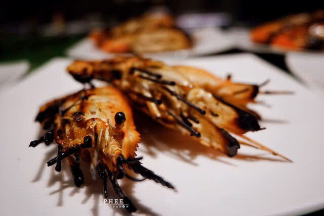 "EAT SEA FOOD" ขุมทรัพย์แห่งทะเลใจกลางกรุง