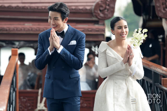 ชื่นมื่น พุฒ-จุ๋ย ควงคู่เข้าประตูวิวาห์