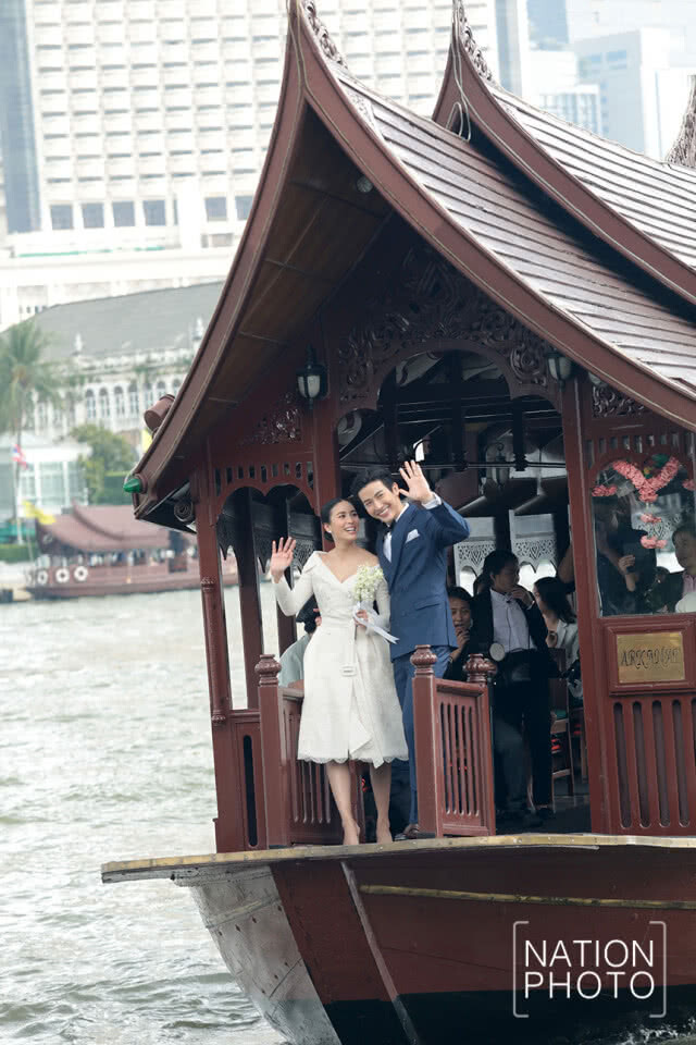 ชื่นมื่น พุฒ-จุ๋ย ควงคู่เข้าประตูวิวาห์