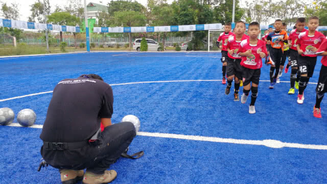 ( คลิปข่าว) พลังคนไทย ...เพื่อโรงเรียนวัดบางโฉลงใน