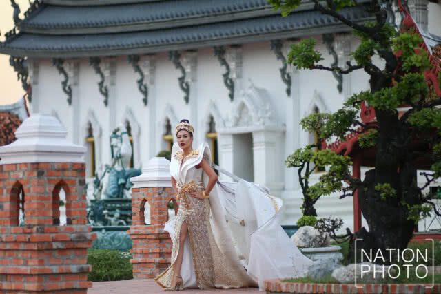 เปิดตัวชุดประจำชาติ "Chang The Icon Of Siam"