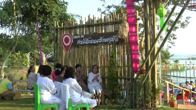 จุดเช็คอินแห่งใหม่ "กว๊านพะเยาขัวแตะบุญ" ท่าเรือโบราณส่งเสริมการท่องเที่ยว