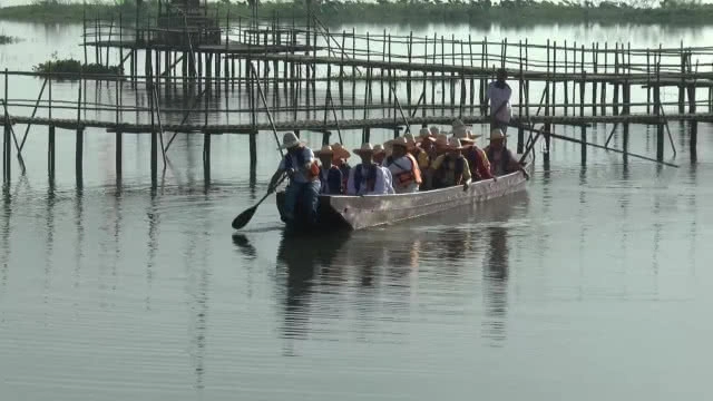 จุดเช็คอินแห่งใหม่ "กว๊านพะเยาขัวแตะบุญ" ท่าเรือโบราณส่งเสริมการท่องเที่ยว