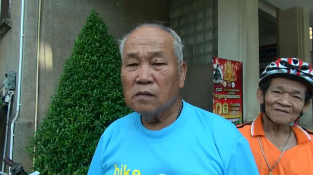 กลุ่มคุณตาวัย 81 ปี ปั่นจักรยาน 10กม.มาสมัคร"Bike อุ่นไอรัก"