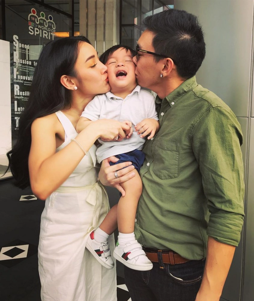 "แพท" เผยฝ่ายชายส่งดอกไม้วันครบรอบแต่งงานตลอด ย้ำยังไม่มีการเคลียร์กัน