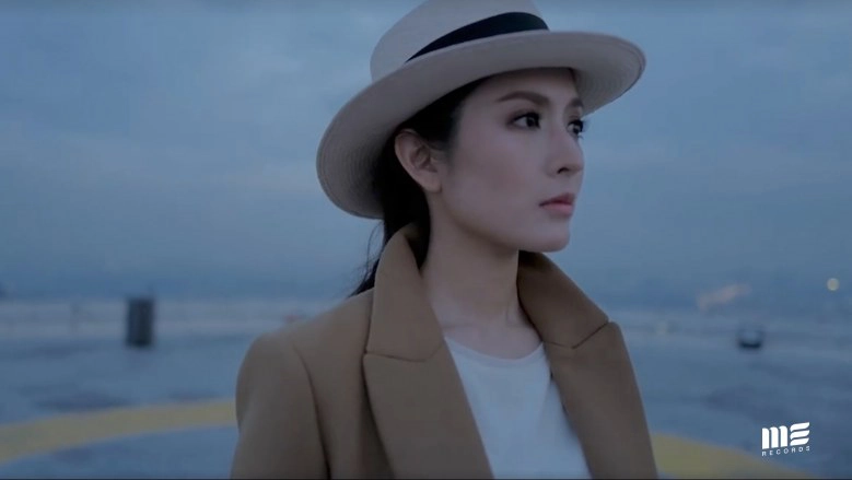 เอ็มวี "เจ็บน้อยที่สุด" สุดพีค "แอฟ" สื่อจนคนดูอิน