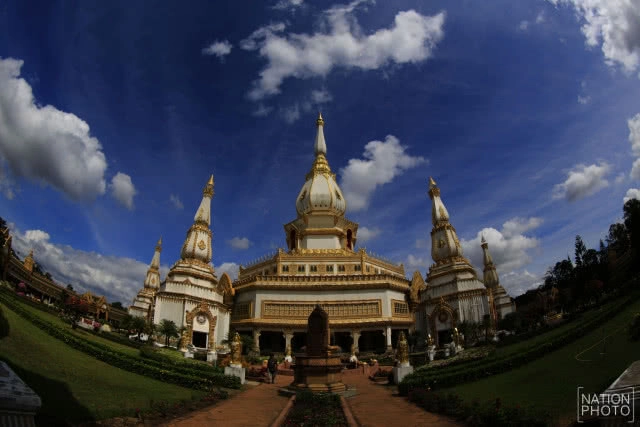 ศุกร์(สุข)ละวัด : พระมหาเจดีย์ชัยมงคล