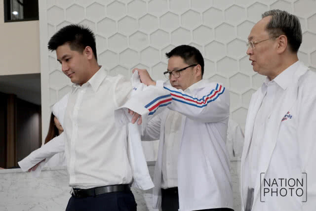 อดีตส.ส.เพื่อไทย-ลูกบุญทรง แห่ซบพลังประชารัฐ