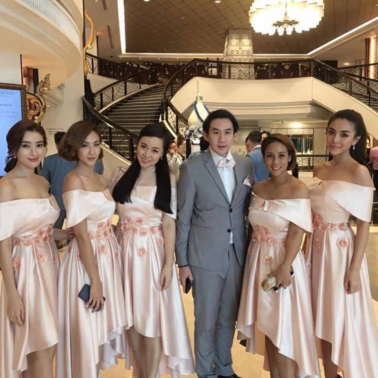 'ภัทร' ควง 'จุ้มจิ้ม' เข้าพิธีแต่งงานชื่นมื่น