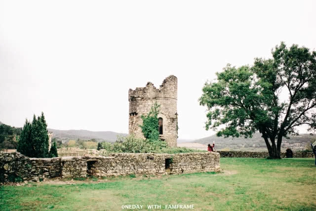 ชมเมืองเก่า "Viviers" พร้อมคลอเคลียมรดกโลก