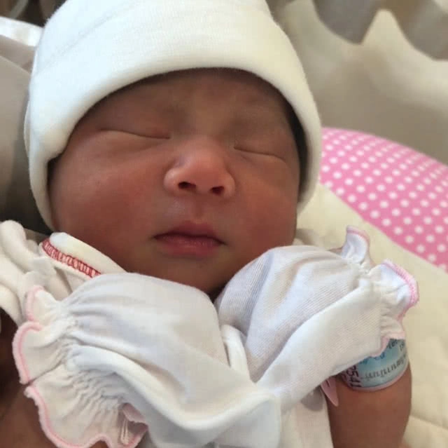 "น็อต วรฤทธิ์" เผยรู้สึกตื่นเต้นที่ได้พบหน้า "น้องภัควิตา" ลูกสาวคนแรก!