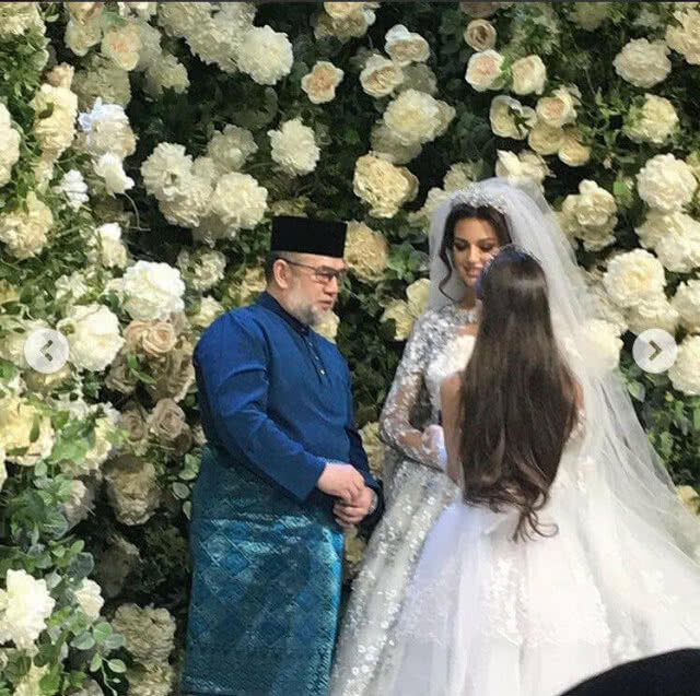 พระราชาธิบดีมาเลเซียเข้าพิธีอภิเษกสมรสสาวรัสเซีย