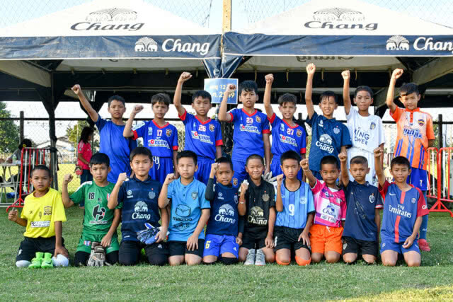 บุรีรัมย์ ยูไนเต็ด ได้ 21 แข้งจูเนียร์ทดสอบฝีเท้ารอบสุดท้าย