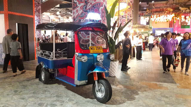รีวิว ช้อป ชิม แช๊ะ ที่ห้างเปิดใหม่ #Iconsiam