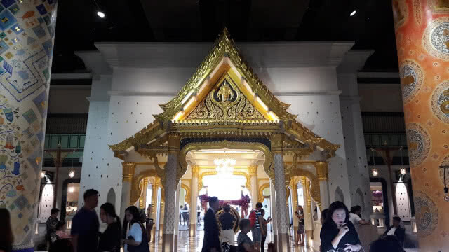 รีวิว ช้อป ชิม แช๊ะ ที่ห้างเปิดใหม่ #Iconsiam
