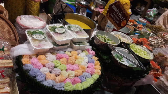 รีวิว ช้อป ชิม แช๊ะ ที่ห้างเปิดใหม่ #Iconsiam