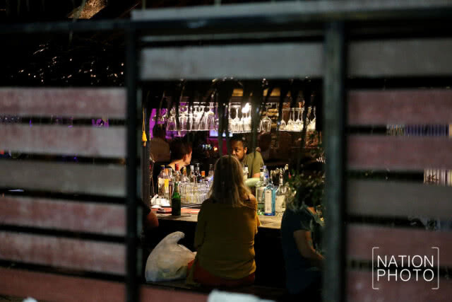 หลีเป๊ะราตรี สีสันอันดามันหมู่เกาะทะเลใต้