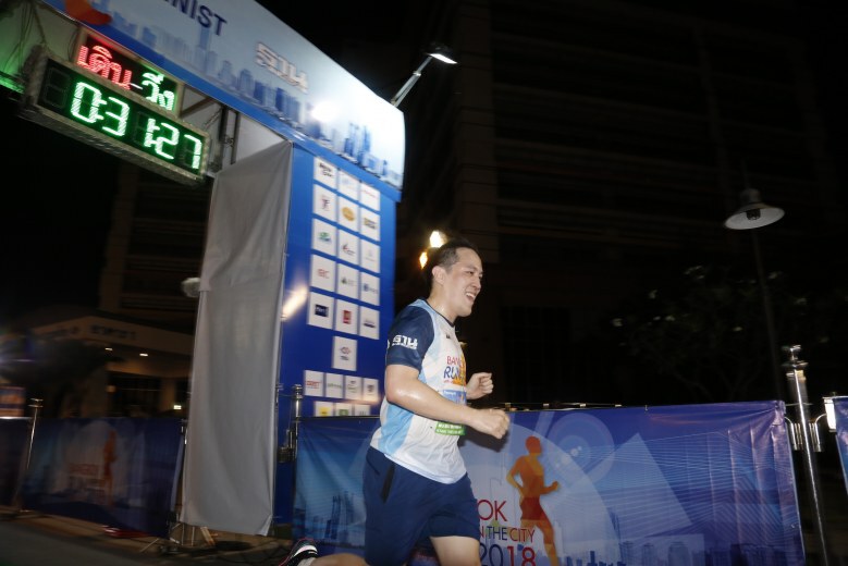 (ภาพชุด) "คนการเมือง-คนรุ่นใหม่"ร่วมวิ่งมินิมาราธอน Bangkok Run in the City 2018 คึกคัก