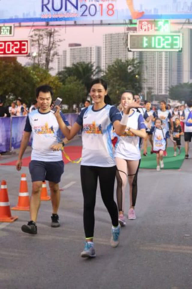 (ภาพชุด) มินิมาราธอน 'Bangkok Run In The City Mini Marathon 2018'