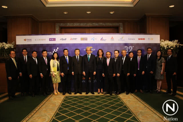 ภาพชุด "DINNER TALK THAILAND ECONOMIC OUTLOOK 2019 : อนาคตเศรษฐกิจไทย"
