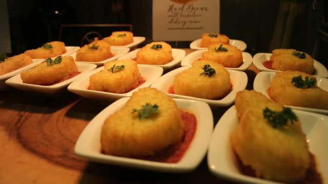 พาไปดูหนังในโรงภาพยนตร์ "ระดับ 6 ดาว" ทานอาหาร "Vegan"เยี่ยมที่ Central Embassy