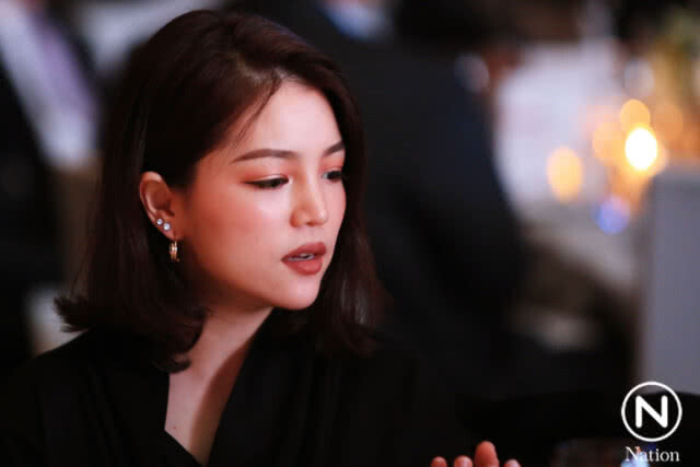 ภาพชุด "DINNER TALK THAILAND ECONOMIC OUTLOOK 2019 : อนาคตเศรษฐกิจไทย"