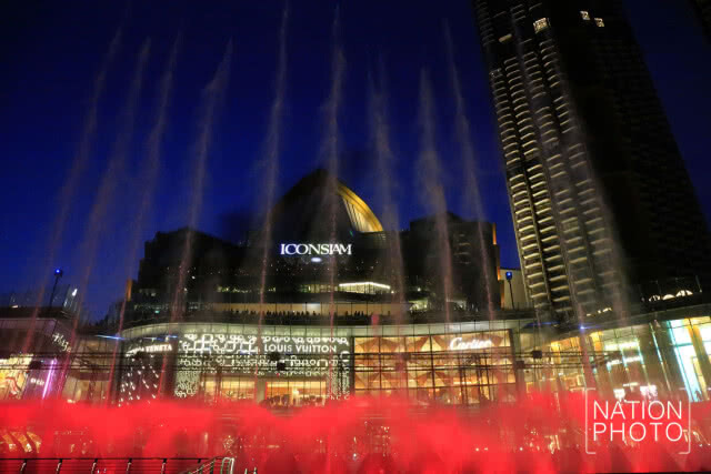 ไอคอนสยาม เปิด ‘ICONIC Multimedia Water Features’