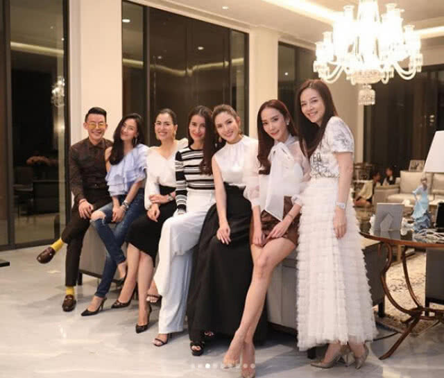 แม่เจ้า!! 5 แม่เหล็กรวมตัว ไอจีแทบแตก