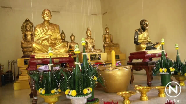 ชาวบ้านแห่กราบขอพรหลวงพ่อสุโขทัยอายุกว่า 800 ปีนำบัวลอยไข่หวาน แก้บน