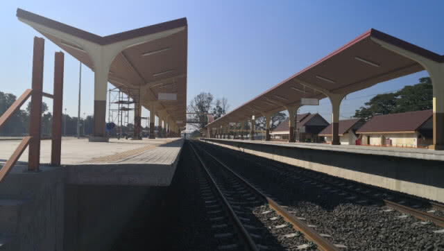 รถไฟทางคู่ใกล้เสร็จ ขอนแก่นเปิดใช้แล้ว ทางยกระดับข้ามชุมชน