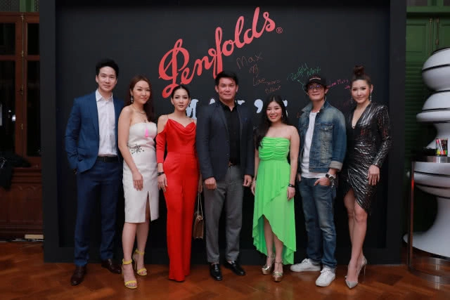 แม็กซ์ สปีคอีซี่ บาร์’ (MAX’S SPEAKEASY BAR) บาร์ลับสุดเก๋จากแคมเปญดังระดับโลก