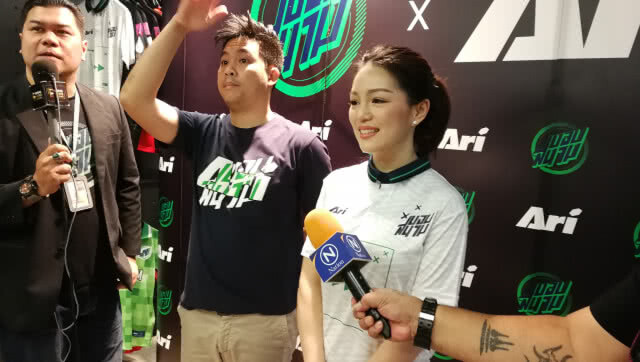 ( คลิปข่าว) "มาดามเดียร์ "...สู่สนามการเมือง