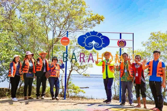 บ้านปาเระ ปัตตานี เปิดตลาดท่องเที่ยวพลิกโฉมนวัตกรรม OTOP