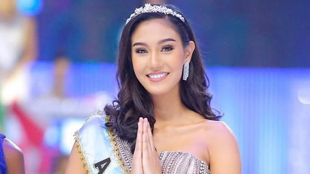 "นิโคลีน" โพสต์เปิดใจหลังคว้ารองอันดับ 1 มิสเวิลด์ 2018 "นิโคลีน" โพสต์เปิดใจหลังคว้ารองอันดับ 1 มิสเวิลด์ 2018