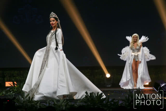 ผู้เข้าประกวดมิสยูนิเวิร์ส 2018 อวดโฉมในชุดประจำชาติ