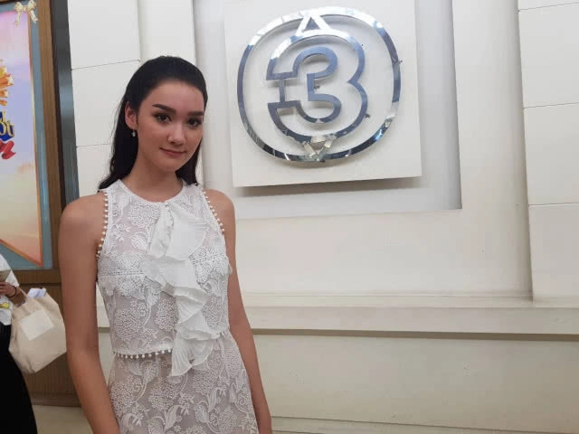 "เดียร์น่า" เผย "โป๊ป" สนิทขั้นไหน?