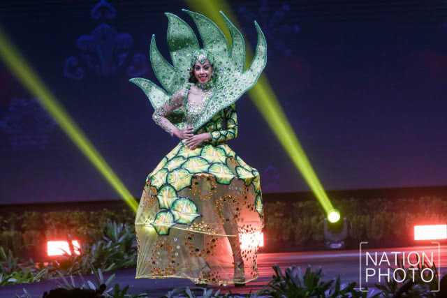 ผู้เข้าประกวดมิสยูนิเวิร์ส 2018 อวดโฉมในชุดประจำชาติ
