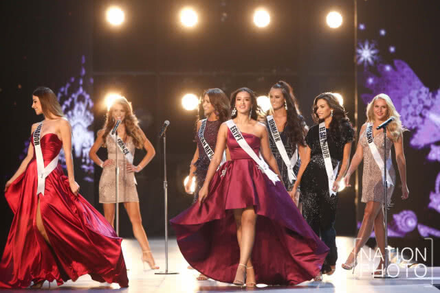 ประชันโฉม รอบ Preliminary  มิสยูนิเวิร์ส 2018