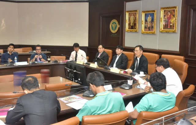 กรมควบคุมโรค ชี้แจงผู้ประกอบการเกี่ยวกับกม.ควบคุมเครื่องดื่มแอลกอฮอล์ โดยเฉพาะในช่วงเทศกาลปีใหม่นี้