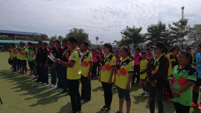 เบญพาดจูเนียร์ฯ "ฟุตบอลเพื่อท้องถิ่น  ( คลิปข่าว )