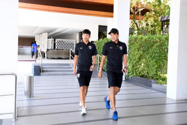 ธีราทร นำทัพช้างศึก รายงานตัว ลุยเอเชียนคัพ 2019