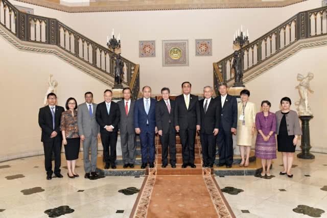 นายกฯ เผยไทยนั่ง "ปธ.อาเซียน" เป็นภารกิจสำคัญ ชี้ปี 62 มี "พิธีบรมราชาภิเษก-เลือกตั้ง"