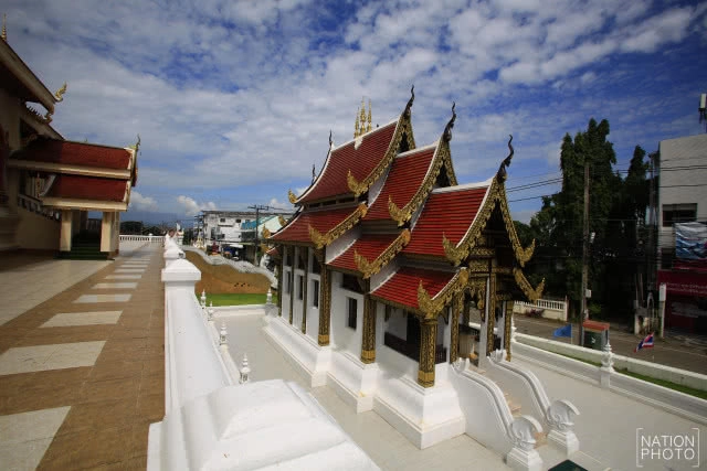 ศุกร์ (สุข) ละวัด : วัดศรีอุโมงค์คำ