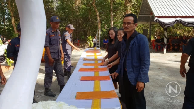 ​เผาแล้วนักมวยสาว "หงส์ขาว" พ่อยังติดใจสาเหตุ