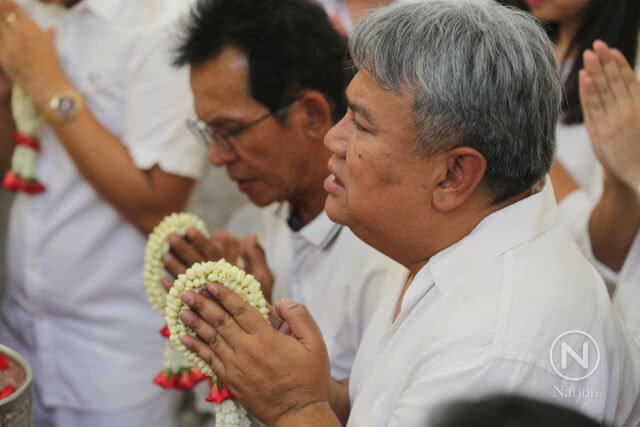 (ภาพชุด) คนบันเทิงร่วมอาลัย "พ่อดม ชวนชื่น"
