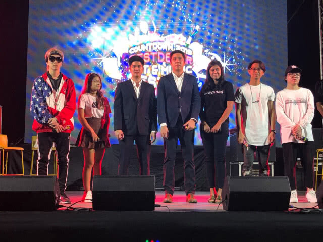 อาร์ทบอกซ์ จัด "เฟสดีเวอร์ อาร์ต มิวสิคฯ"ส่งสุขปีใหม่