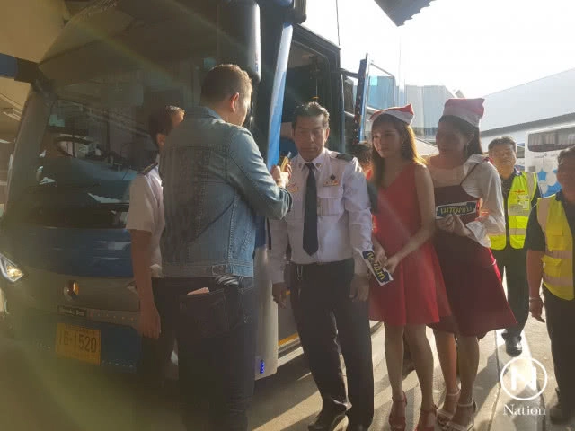 "บ่าววี-ต้นข้าว-เพลง" ร่วมรณรงค์ปีใหม่ ปลอดภัย เมาไม่ขับ ตรวจจับแอลกอฮอล์