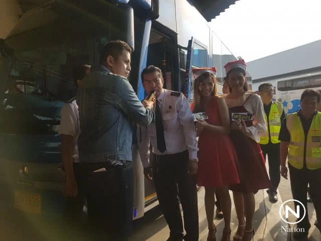 "บ่าววี-ต้นข้าว-เพลง" ร่วมรณรงค์ปีใหม่ ปลอดภัย เมาไม่ขับ ตรวจจับแอลกอฮอล์