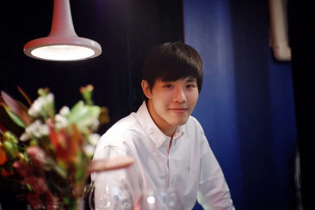 ฉลองเทศกาลแห่งความสุข ที่ It's Happened to be A Closet