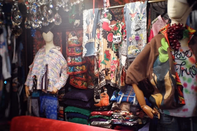 ฉลองเทศกาลแห่งความสุข ที่ It's Happened to be A Closet